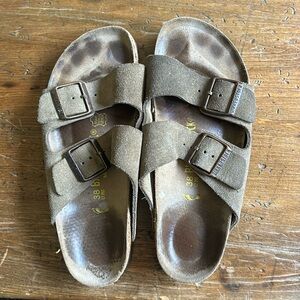 Arizona Birkenstocks size 38